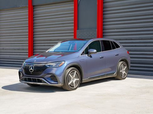 Used 2023 Mercedes-Benz EQE 500 4MATIC SUV image 1