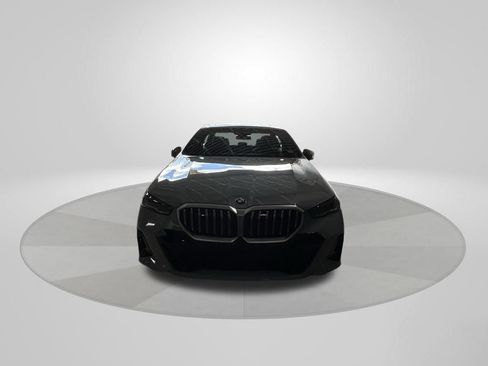 Used 2026 BMW 530i xDrive AWD/4WD image 2
