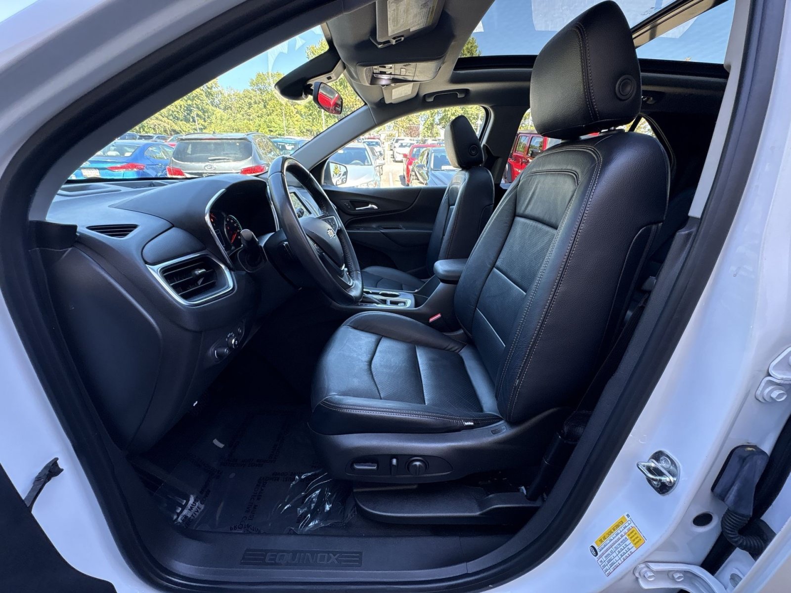 Used 2021 Chevrolet Equinox LT AWD/4WD image 13