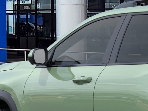 New 2026 Chevrolet Equinox ACTIV image 12