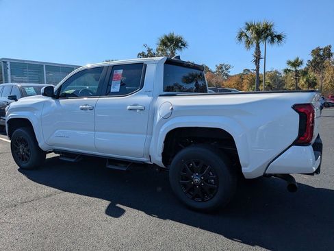 New 2025 Toyota Tacoma SR5 image 4
