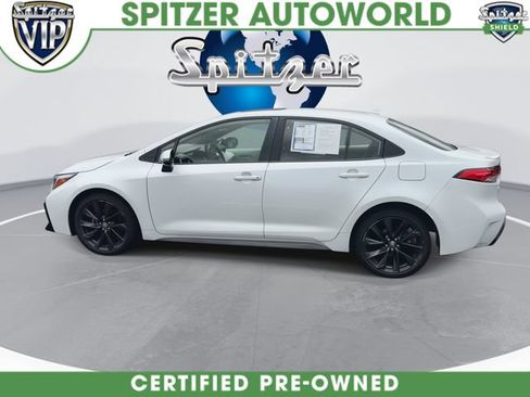 Used 2023 Toyota Corolla SE w/ SE Premium Package FWD image 6