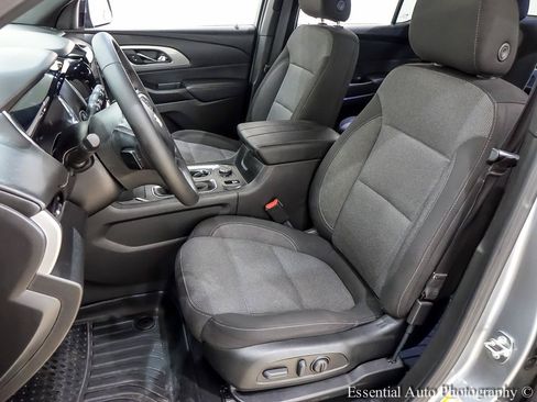 Used 2023 Chevrolet Traverse LT AWD/4WD image 13