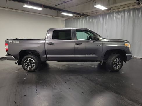Used 2016 Toyota Tundra SR5 w/ TRD Off Road Package AWD/4WD image 9