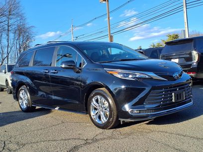 Used 2024 Toyota Sienna Platinum