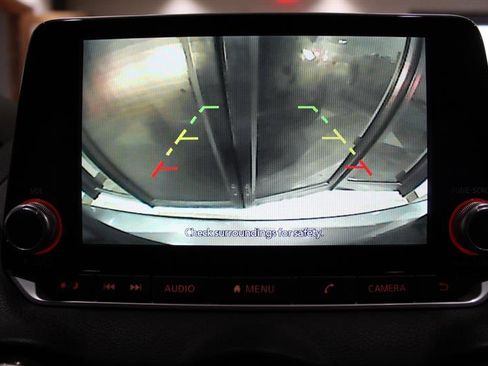 Used 2024 Nissan Sentra SV image 19