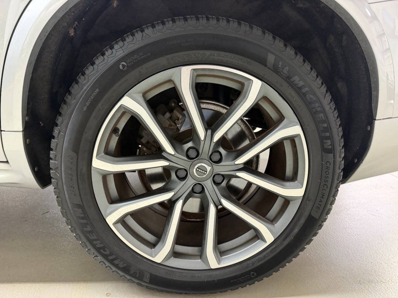 Used 2019 Volvo XC90 T6 Momentum AWD/4WD image 31