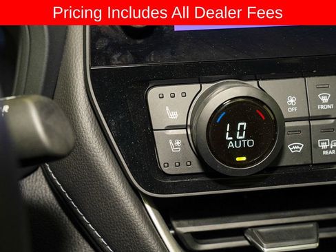 Used 2026 Toyota Grand Highlander AWD image 18
