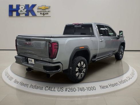 Used 2024 GMC Sierra 2500 Denali w/ Denali Reserve Package AWD/4WD image 6