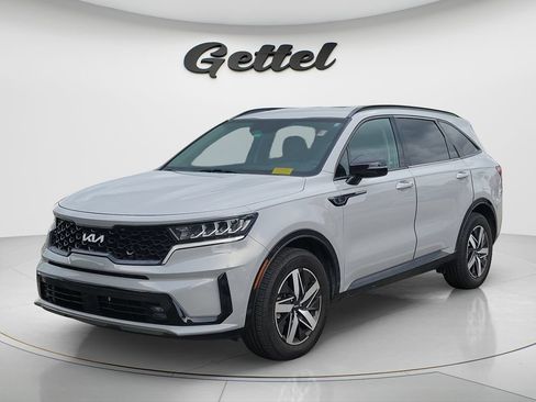 Used 2022 Kia Sorento EX FWD image 2