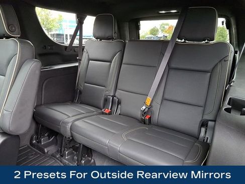 Used 2024 GMC Yukon XL SLT image 15