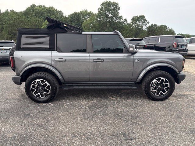Used 2022 Ford Bronco Outer Banks AWD/4WD image 4