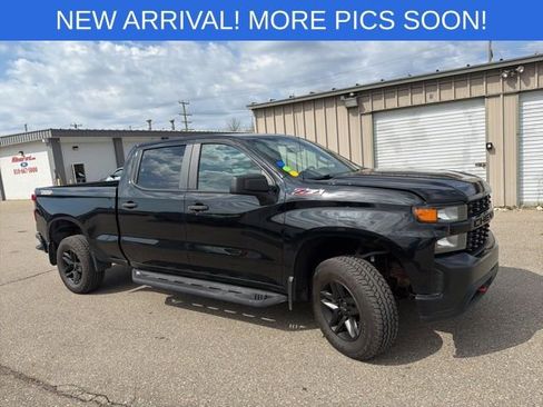 Used 2020 Chevrolet Silverado 1500 Custom Trail Boss w/ Custom Convenience Package AWD/4WD image 5