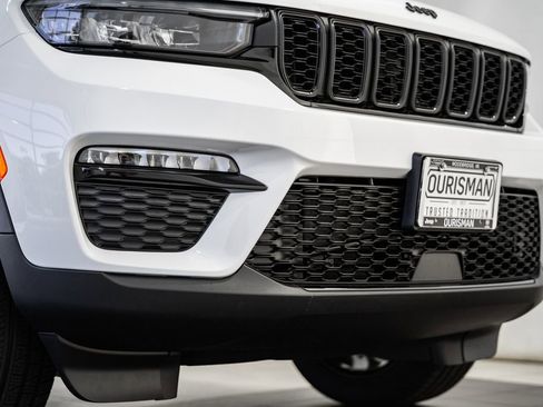 New 2025 Jeep Grand Cherokee Limited image 14
