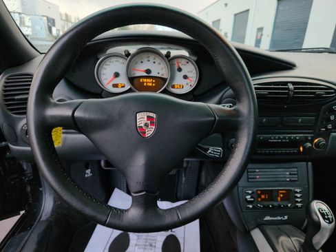 Used 2001 Porsche Boxster S image 9