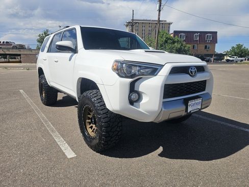 Used 2019 Toyota 4Runner TRD Off-Road AWD/4WD image 7