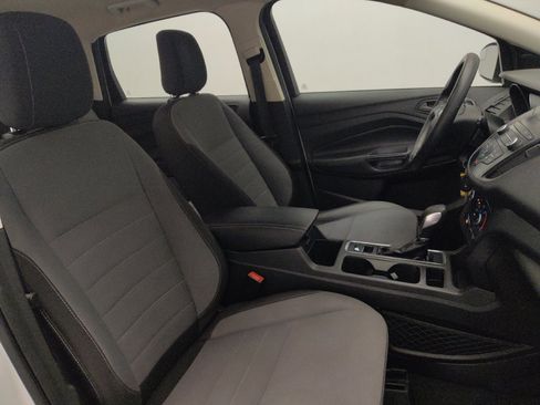 Used 2019 Ford Escape S FWD image 21