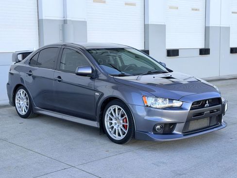 Used 2010 Mitsubishi Lancer Evolution GSR image 7