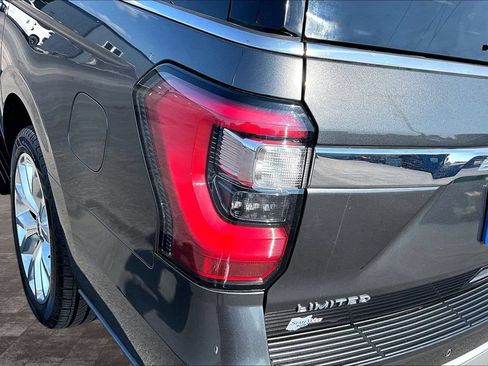 Used 2018 Ford Expedition Max Limited w/ Equipment Group 302A AWD/4WD image 32