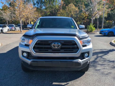 Used 2019 Toyota Tacoma SR5 image 9