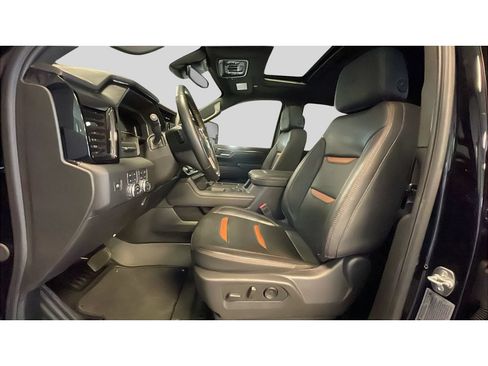 Used 2025 GMC Sierra 2500 AT4 w/ AT4 Premium Plus Package AWD/4WD image 12