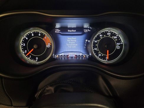 Used 2022 Jeep Cherokee Trailhawk w/ Trailer Tow Group image 23