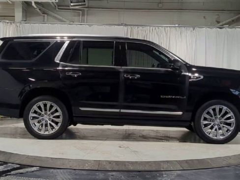Used 2024 GMC Yukon Denali w/ Max Trailering Package image 11