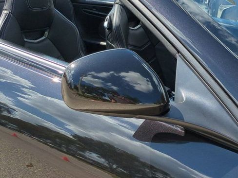 Used 2015 Maserati GranTurismo Sport image 11