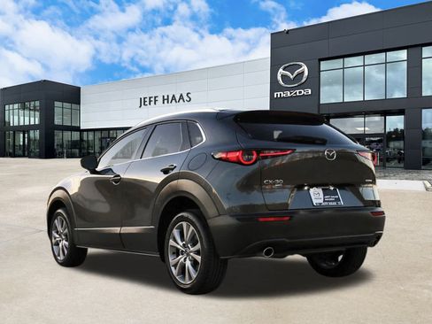 Used 2022 MAZDA CX-30 AWD 2.5 S w/ Premium Package image 2