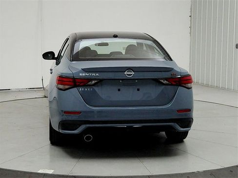 New 2025 Nissan Sentra SR image 6