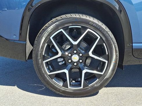 New 2026 Chevrolet Traverse High Country w/ LPO, Floor Liner Package FWD image 5
