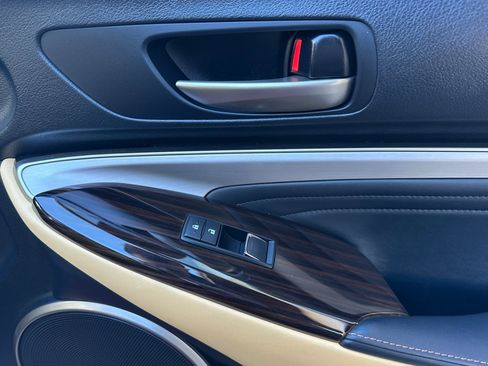 Used 2019 Lexus RC 350 image 21