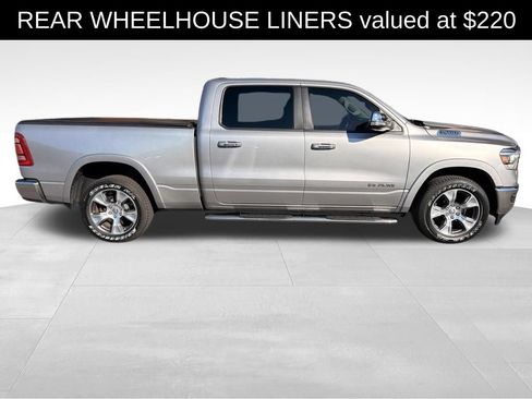Used 2022 RAM 1500 Laramie AWD/4WD image 9