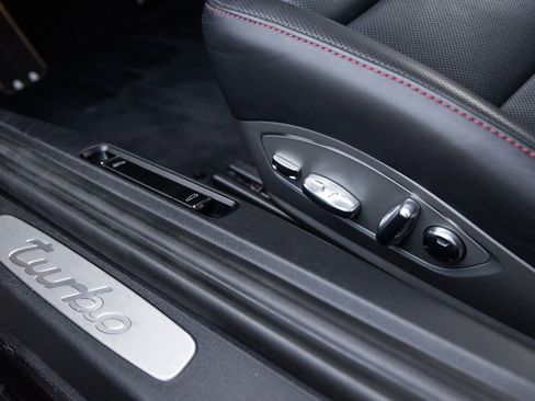 Certified 2019 Porsche 911 Turbo image 22