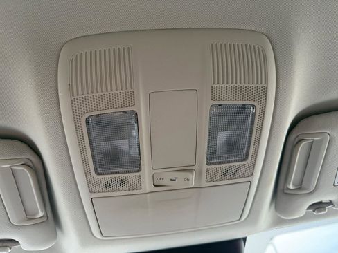 Used 2018 MAZDA CX-5 Touring image 17