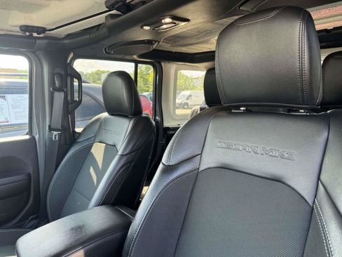 Used 2021 Jeep Wrangler Unlimited Sport AWD/4WD image 25