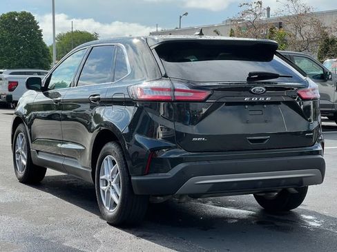 Used 2024 Ford Edge SEL w/ Convenience Package AWD/4WD image 9