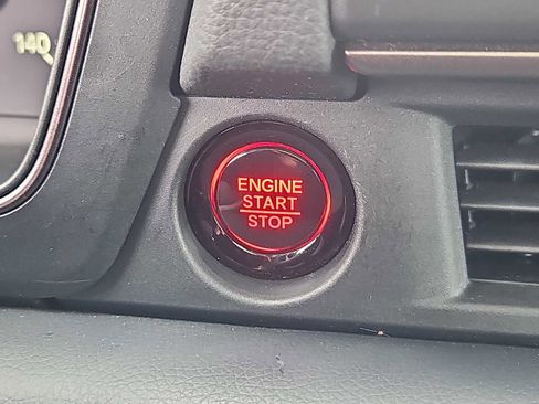 Certified 2024 Honda Pilot TrailSport image 23