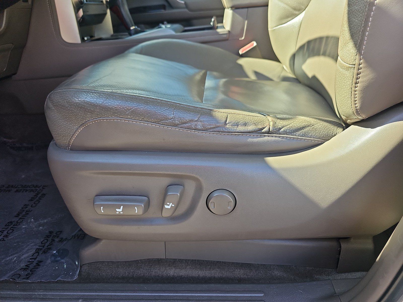Used 2015 Lexus GX 460 w/ Premium Package AWD/4WD image 25