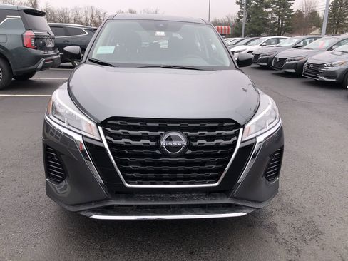 New 2025 Nissan Kicks Play S image 16