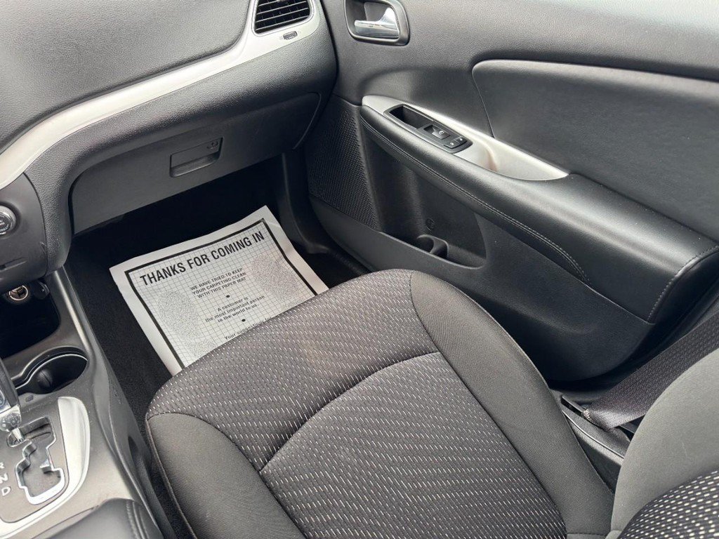 Used 2019 Dodge Journey SE w/ Premium Group FWD image 15