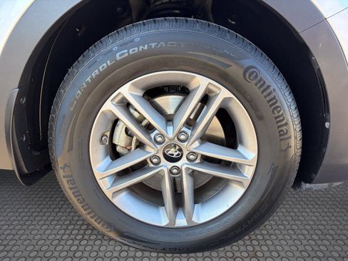 Used 2017 Hyundai Santa Fe Sport FWD image 10
