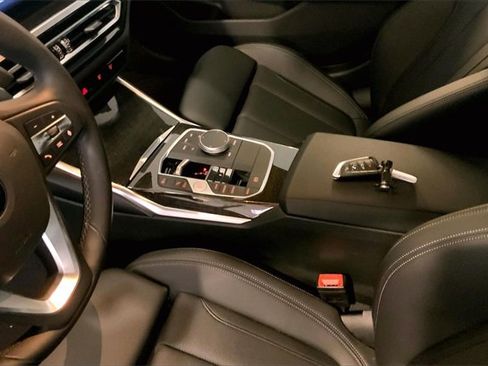 Certified 2023 BMW 330i Sedan w/ Convenience Package image 16