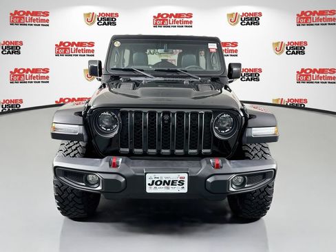 Used 2023 Jeep Wrangler Unlimited Rubicon w/ LED Lighting Group AWD/4WD image 12