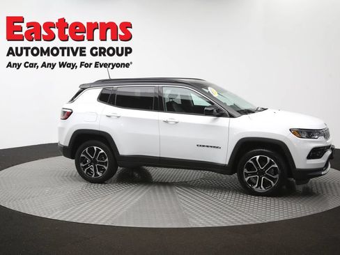Used 2022 Jeep Compass Limited w/ Sun and Sound Group AWD/4WD image 46