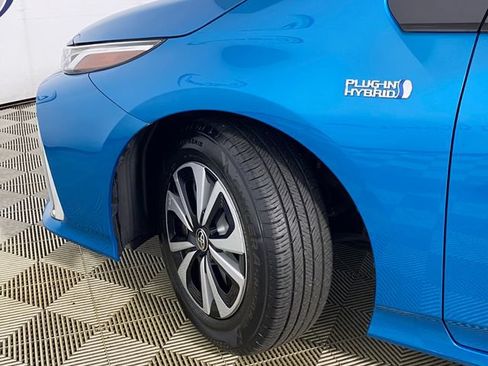 Used 2018 Toyota Prius Prime Plus w/ Carpet Mat Package FWD image 23
