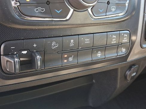 Used 2018 RAM 2500 Power Wagon w/ Luxury Group AWD/4WD image 25
