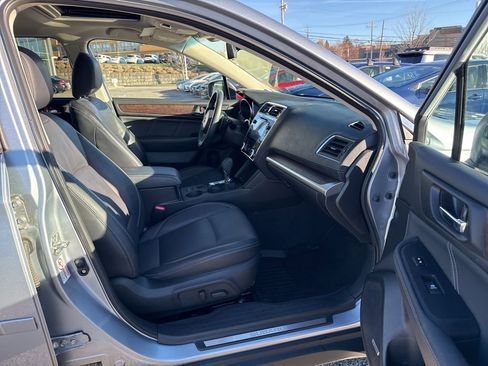 Used 2018 Subaru Outback 3.6R Limited image 7