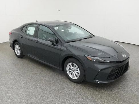 Certified 2026 Toyota Camry LE image 30