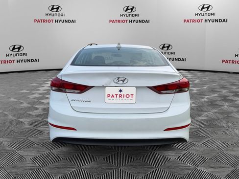 Used 2018 Hyundai Elantra SEL FWD image 4